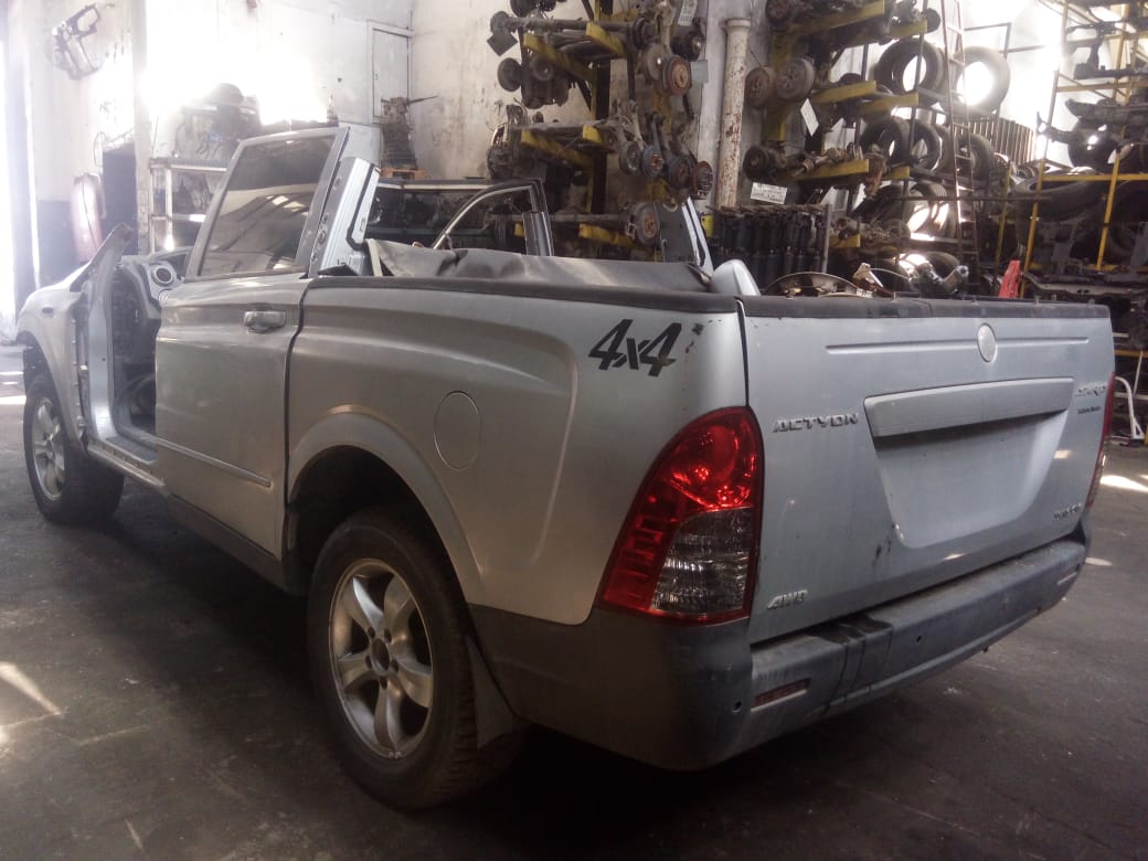  Ssangyong ACTYON 2010    EN DESARME